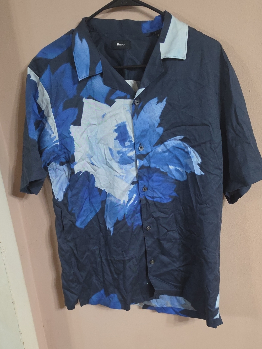 Theory Men's Navy and Light Blue Floral Short-Sleeve Button Shirt